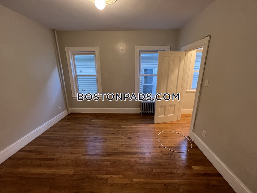 BOSTON - JAMAICA PLAIN - FOREST HILLS - 5 Beds, 2 Baths - Image 58