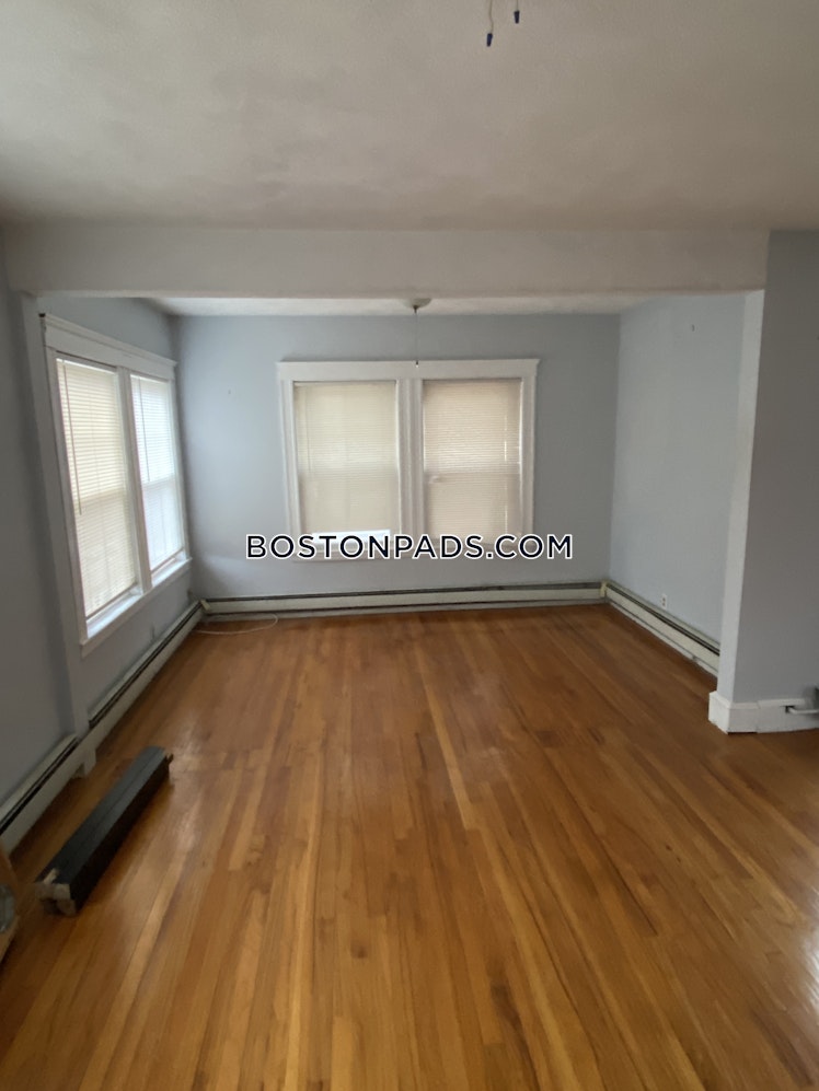 Goldsmith Ave., Medford