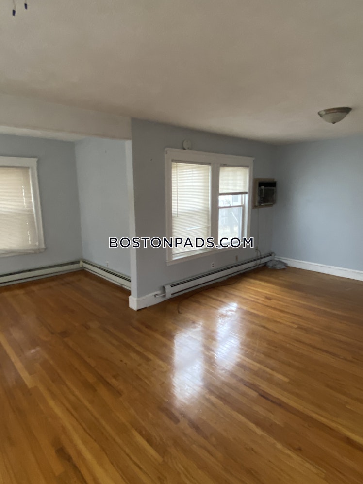 Goldsmith Ave., Medford