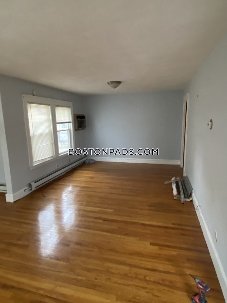 Goldsmith Ave., Medford