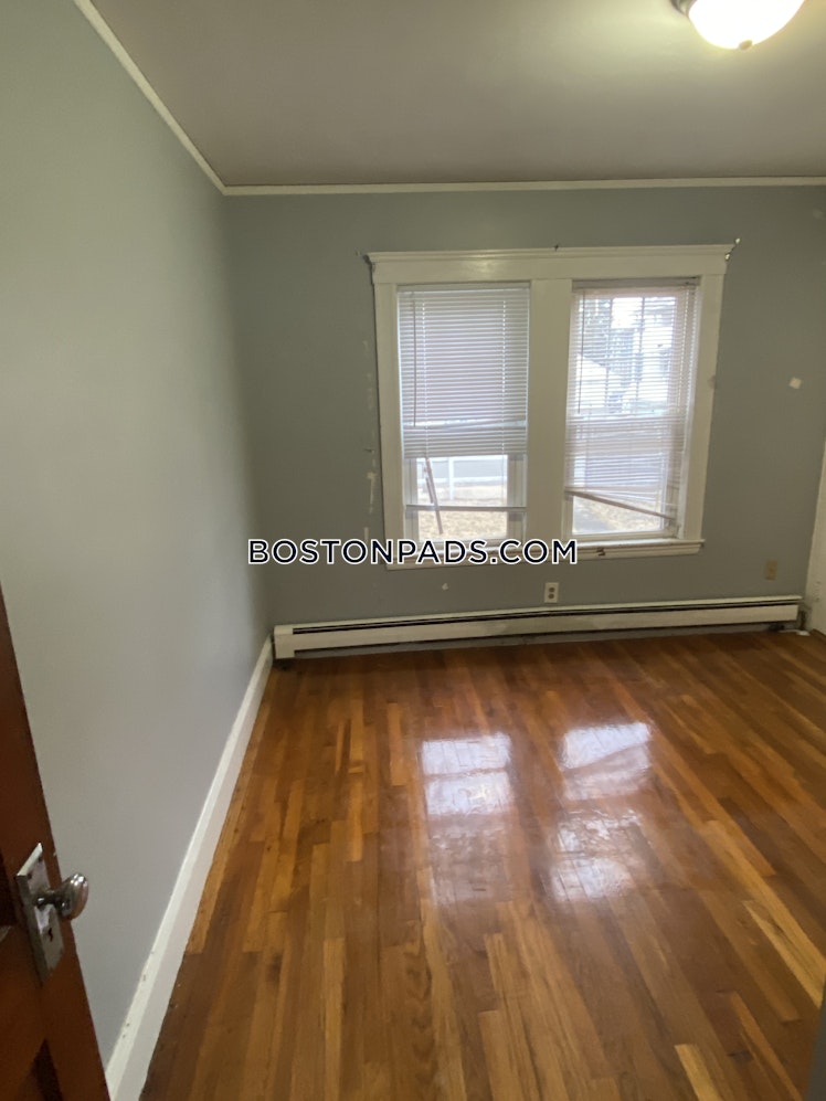 Goldsmith Ave., Medford