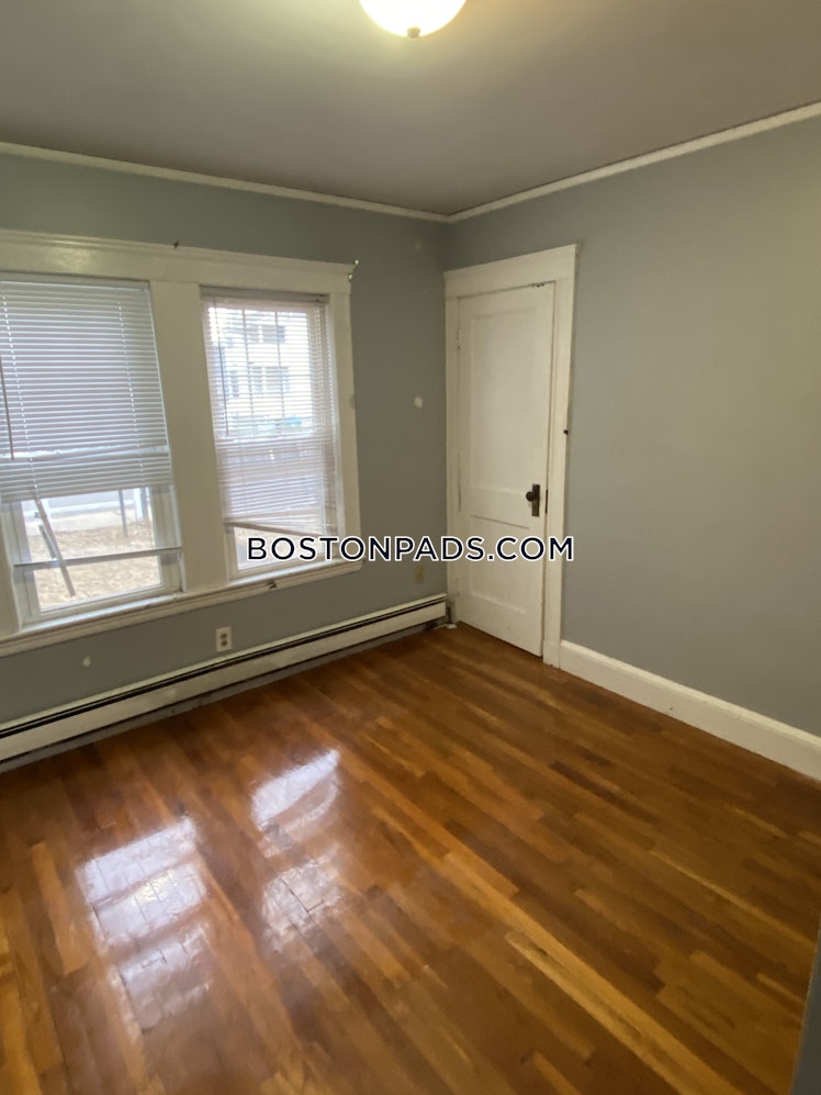 Goldsmith Ave., Medford