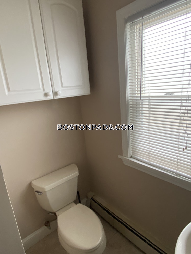 Goldsmith Ave., Medford