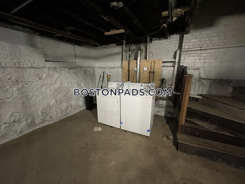 BOSTON - ALLSTON - 4 Beds, 1 Bath - Image 14