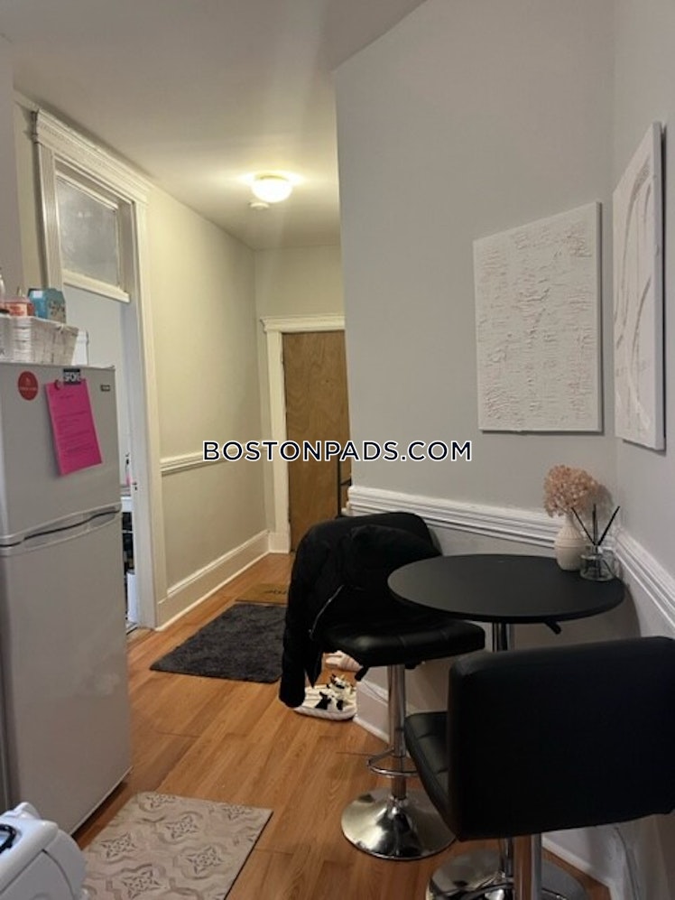 Hemenway St., Boston