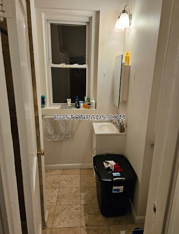 Boston - 2 Beds, 1 Baths