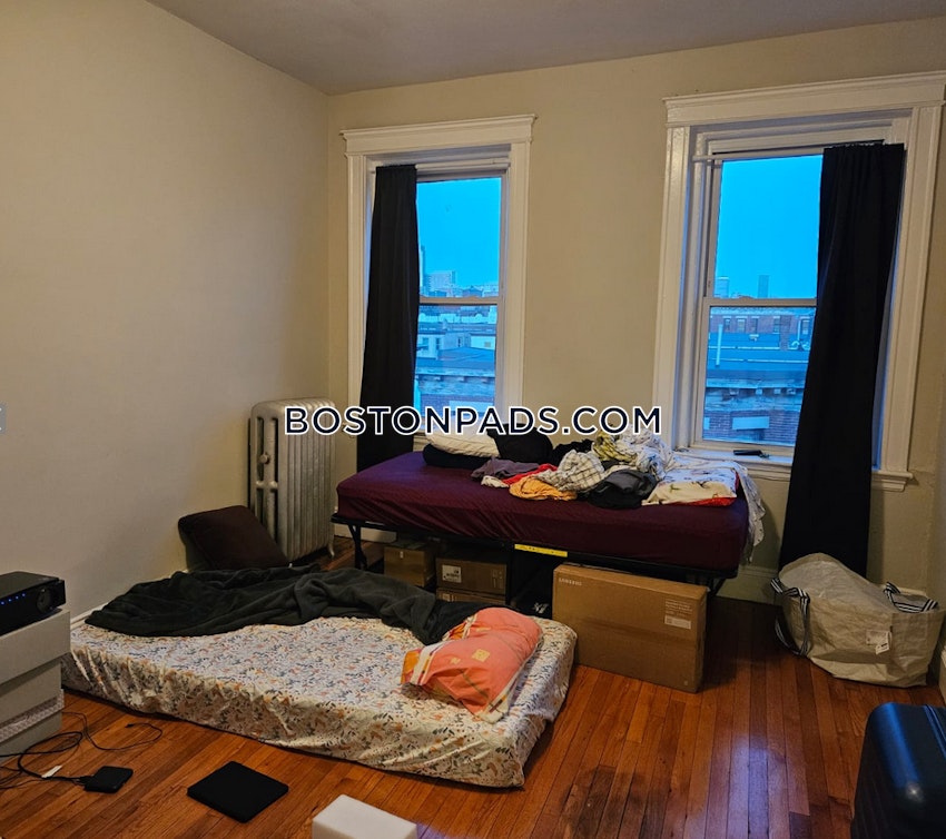 BOSTON - ALLSTON/BRIGHTON BORDER - 2 Beds, 1 Bath - Image 1