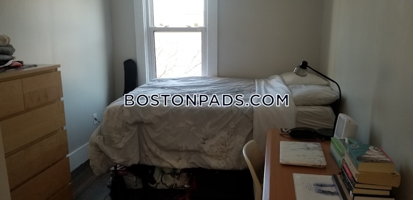 CAMBRIDGE - KENDALL SQUARE - 3 Beds, 1 Bath - Image 9