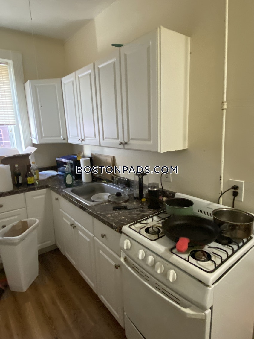 BOSTON - FENWAY/KENMORE - 2 Beds, 1 Bath - Image 2