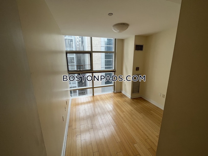 BOSTON - DOWNTOWN - 1 Bed, 1 Bath - Image 2