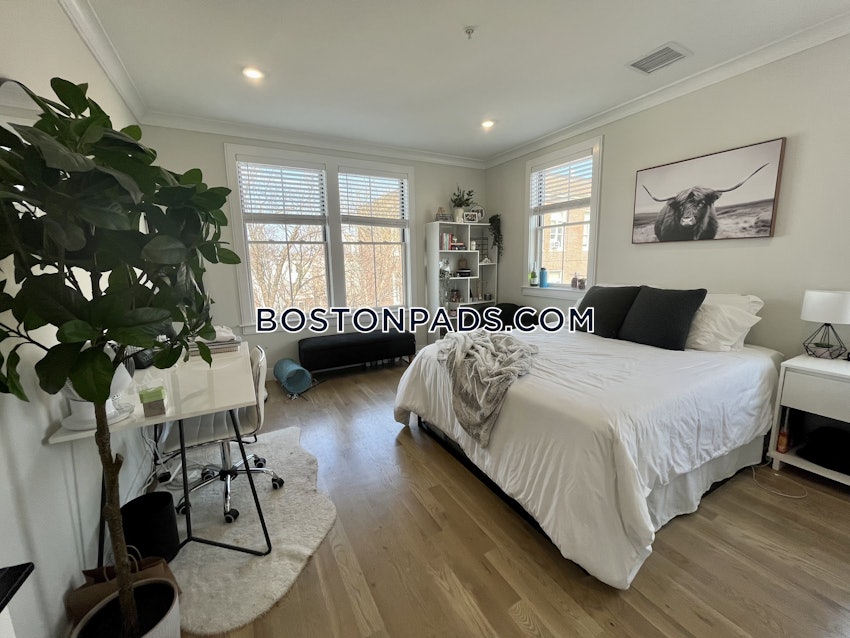 BOSTON - EAST BOSTON - MAVERICK - 3 Beds, 2 Baths - Image 12