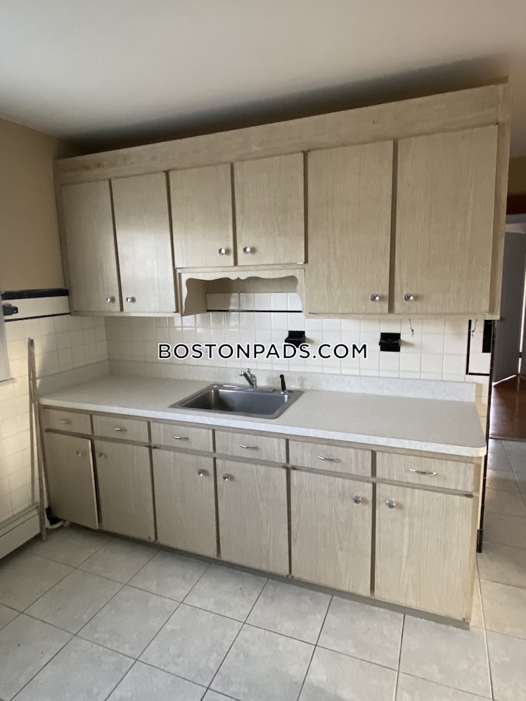 Goldsmith Ave., Medford