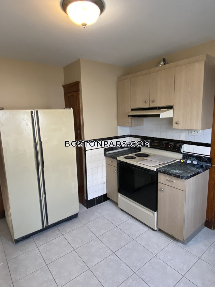 Goldsmith Ave., Medford