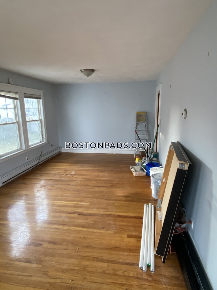 Goldsmith Ave., Medford