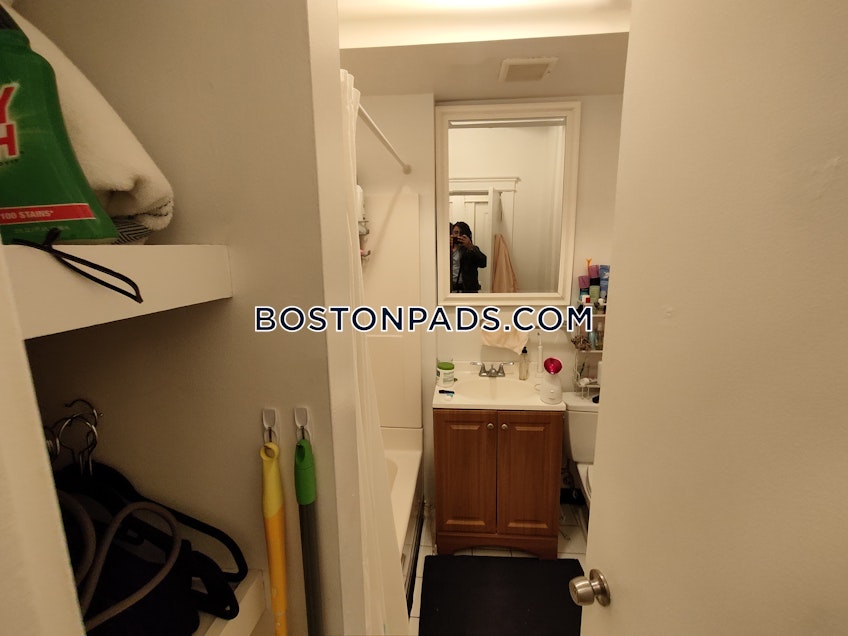 Boston - $2,400+ /month