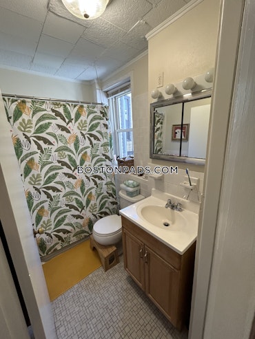 Boston - 1 Beds, 1 Baths