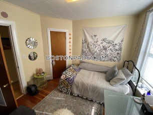 somerville-apartment-for-rent-4-bedrooms-1-bath-west-somerville-teele-square-4300-4634817