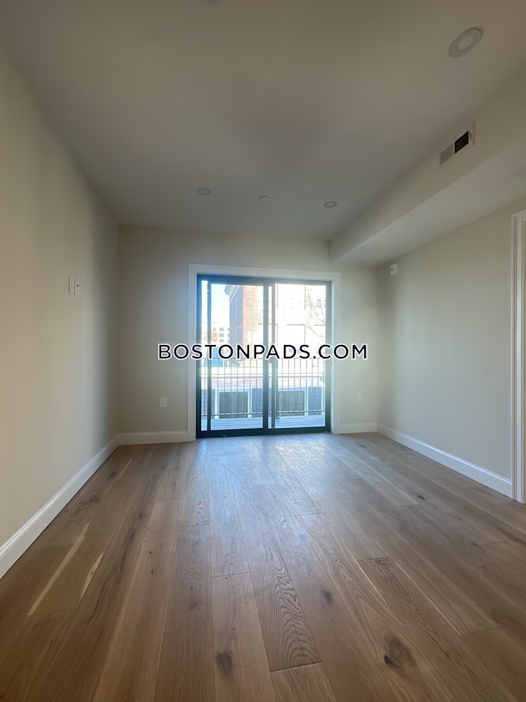 Woodward St., Boston