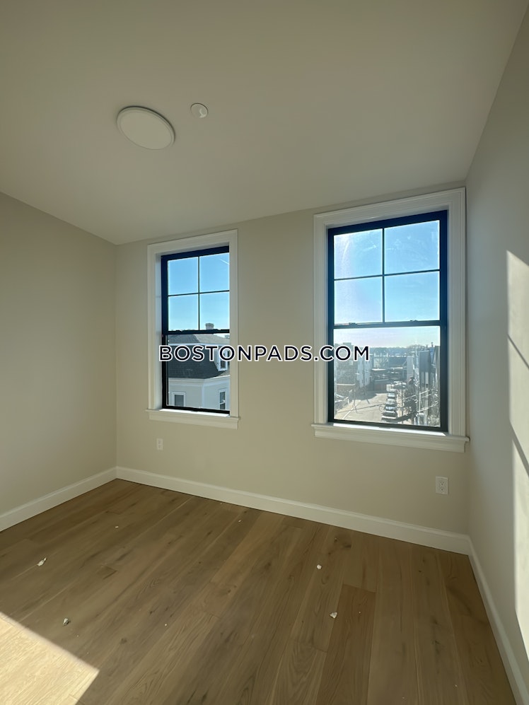 Woodward St., Boston