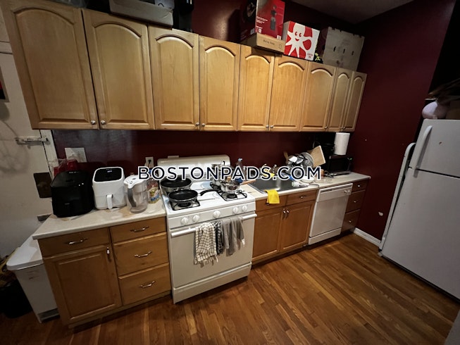 Boston - $4,850+ /mo