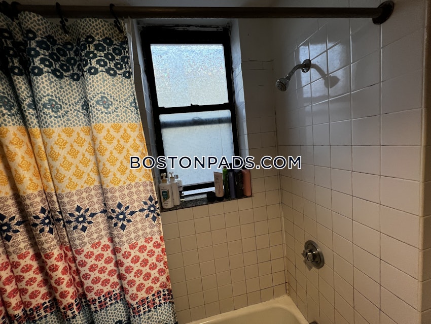 BOSTON - ALLSTON - 3 Beds, 1 Bath - Image 44