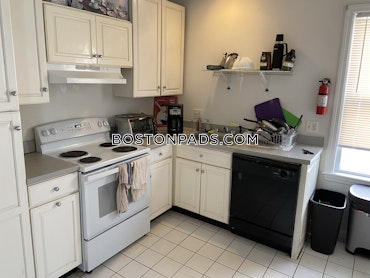 Boston - 3 Beds, 1 Baths