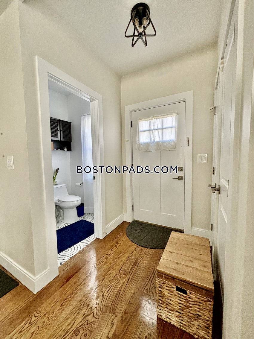 SOMERVILLE - EAST SOMERVILLE - 3 Beds, 3.5 Baths - Image 42