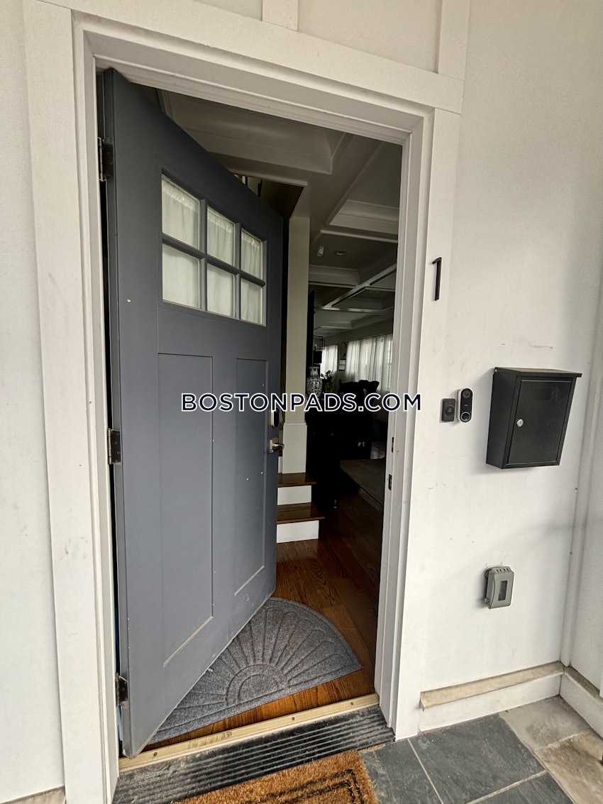 SOMERVILLE - EAST SOMERVILLE - 3 Beds, 3.5 Baths - Image 40