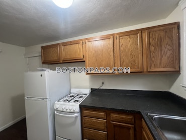 Boston - 1 Beds, 1 Baths