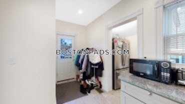 Boston - 5 Beds, 2 Baths