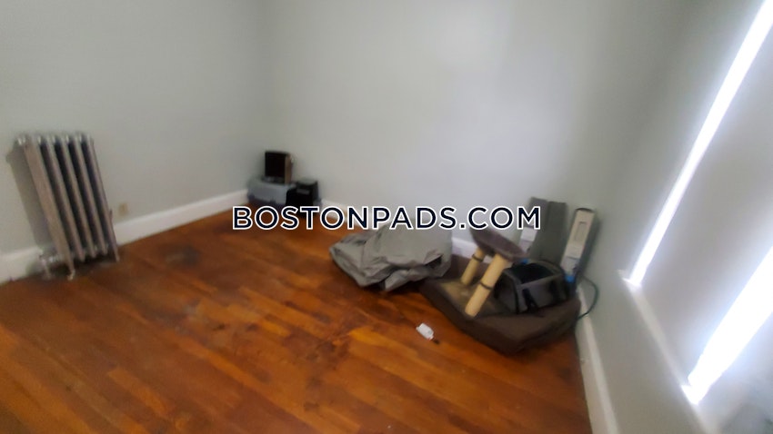 BOSTON - MATTAPAN - 3 Beds, 1 Bath - Image 19