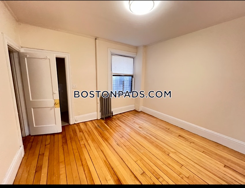 BOSTON - ALLSTON - 1 Bed, 1 Bath - Image 7