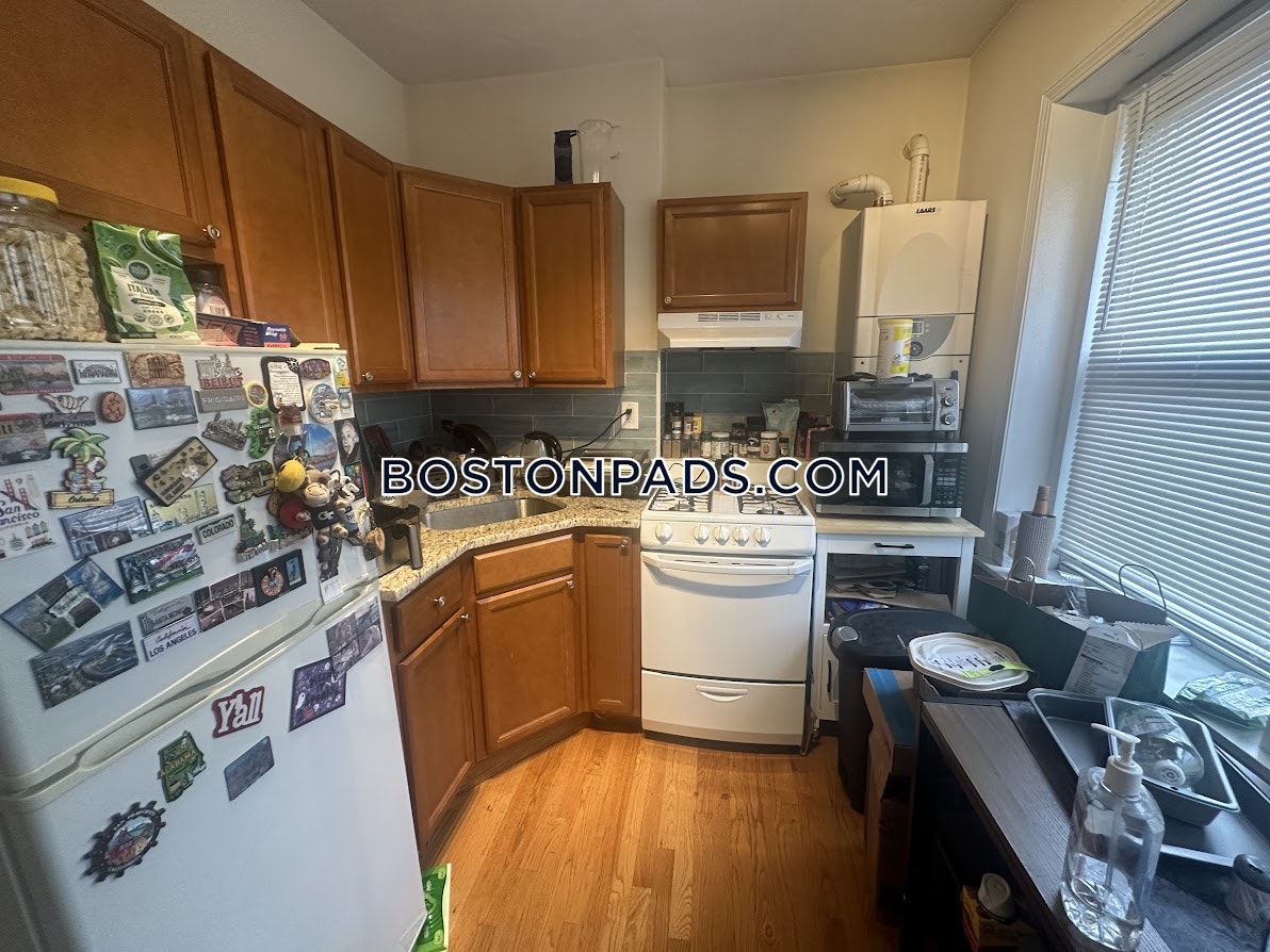 Cambridge - $2,925