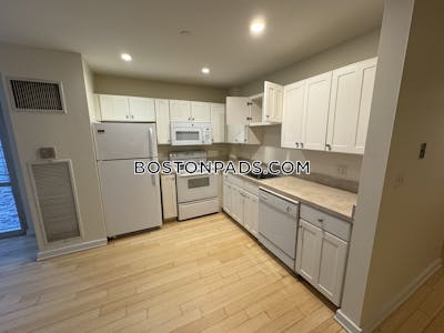 Downtown 2 Beds 2 Baths Boston - $4,200 No Fee