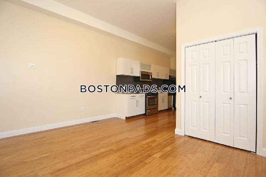 BOSTON - EAST BOSTON - CENTRAL SQ PARK - 4 Beds, 1 Bath - Image 7
