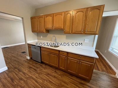 Somerville 3 Beds 2 Baths  Davis Square - $4,425