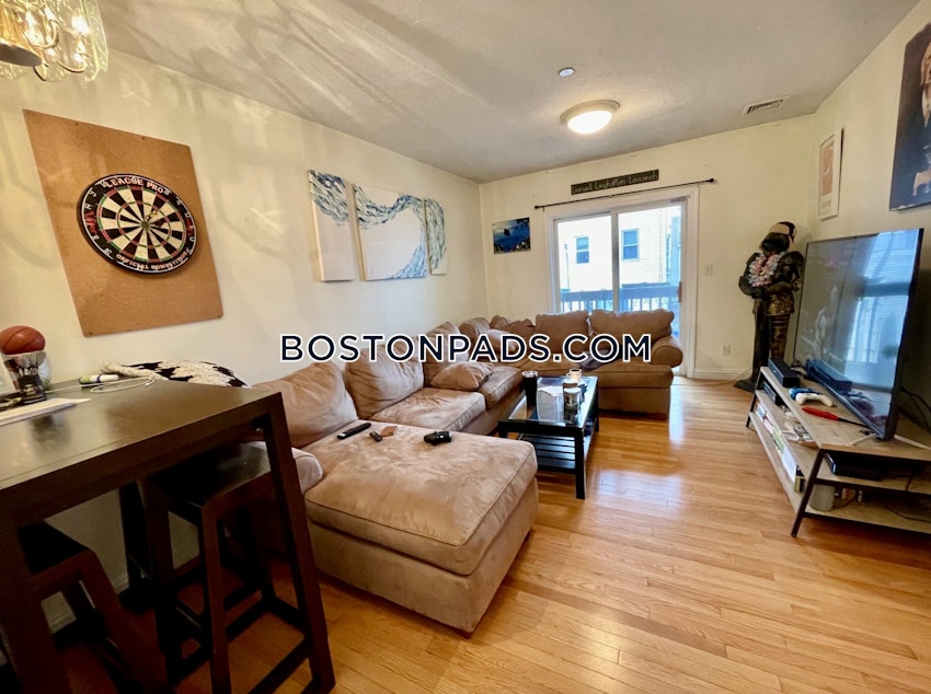 BOSTON - SOUTH BOSTON - WEST SIDE - 3 Beds, 2 Baths - Image 18