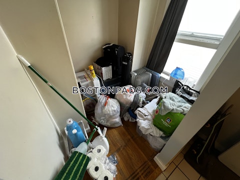 E 3rd St. Boston photo 19