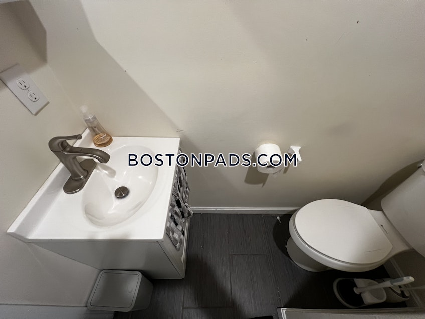 Boston - $3,500+ /month