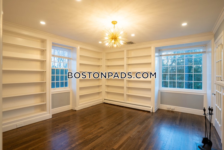 Puddingstone Ln., Newton