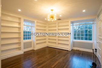 Puddingstone Ln. Newton