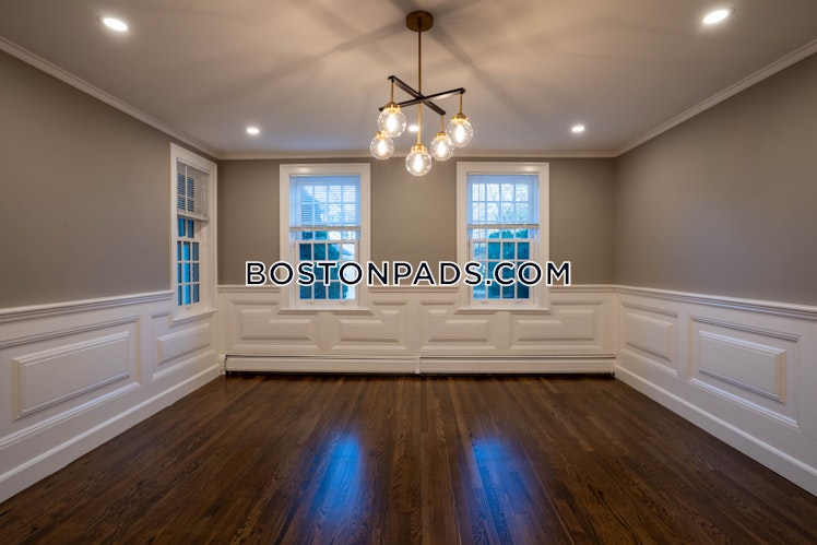 Puddingstone Ln., Newton