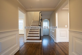 Puddingstone Ln. Newton