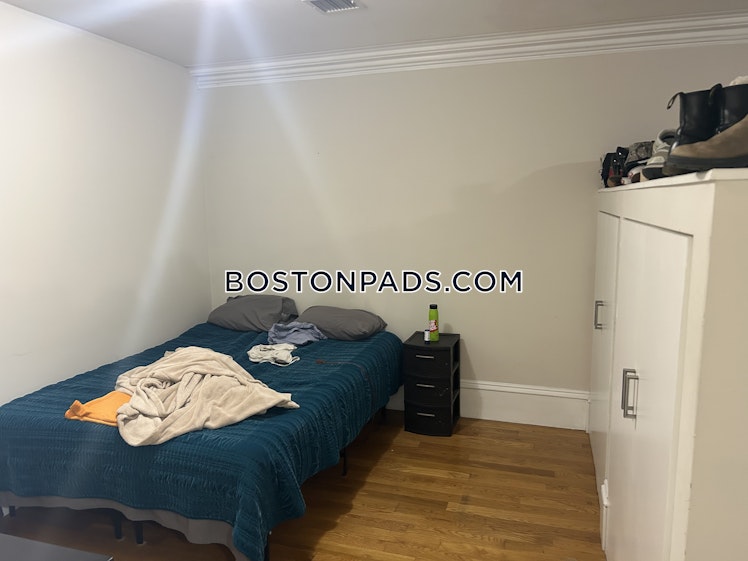 Massachusetts Ave., Boston