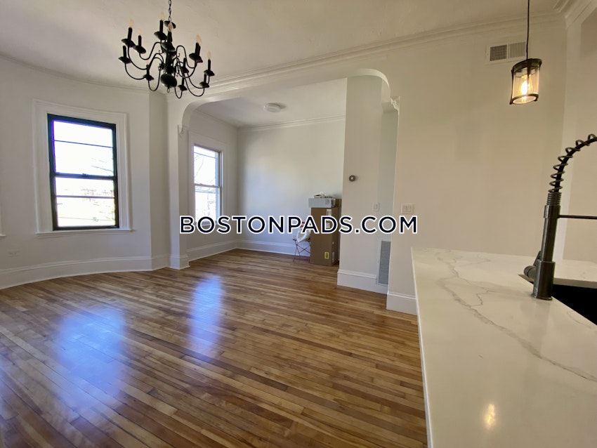 BOSTON - FORT HILL - 3 Beds, 3 Baths - Image 23
