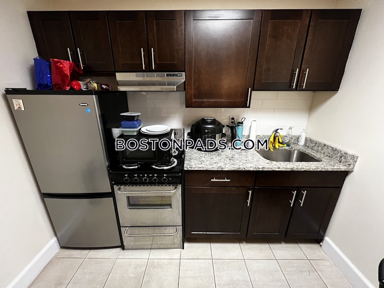 Boylston St., Boston