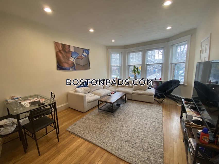 BROOKLINE- COOLIDGE CORNER - 4 Beds, 3 Baths - Image 3