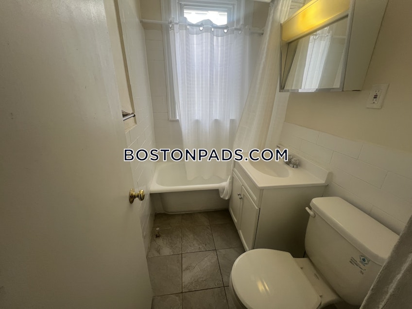Boston - $2,250+ /month