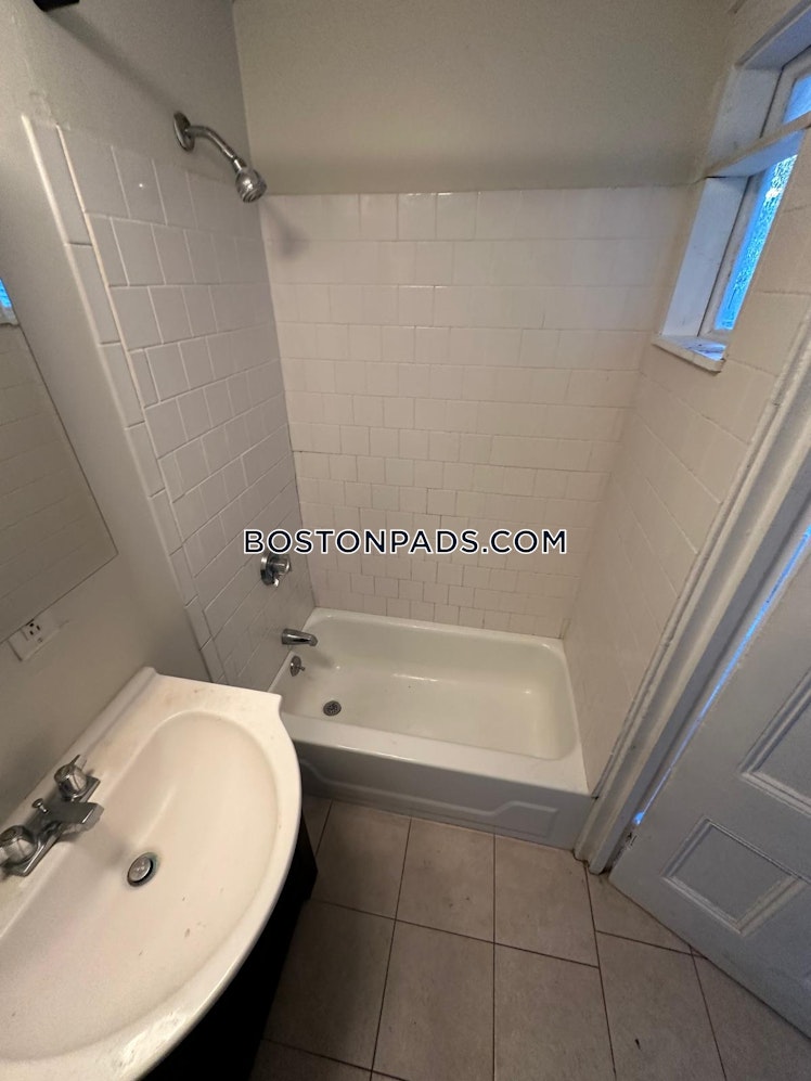 Harvard St., Cambridge