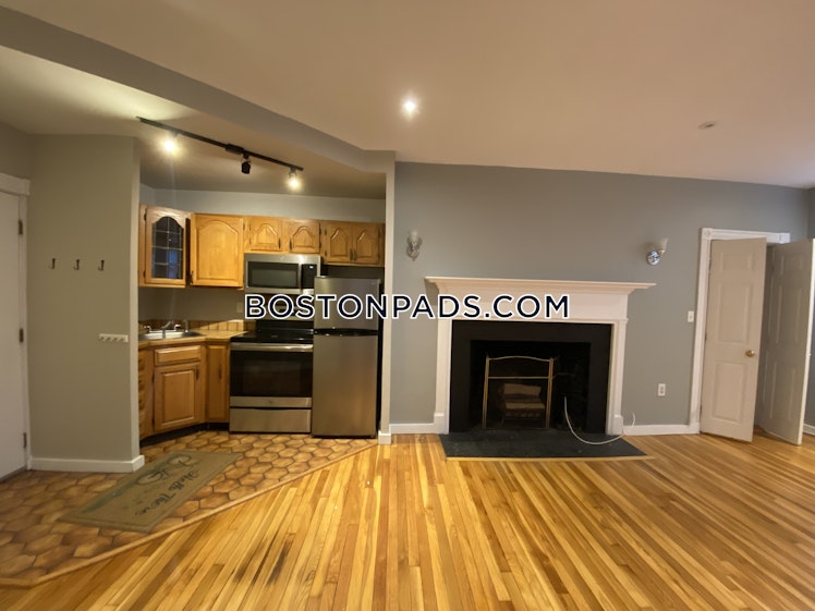 Phillips St., Boston